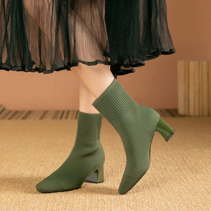 Brigitte™ - Elegante Gestrickte Stiefeletten