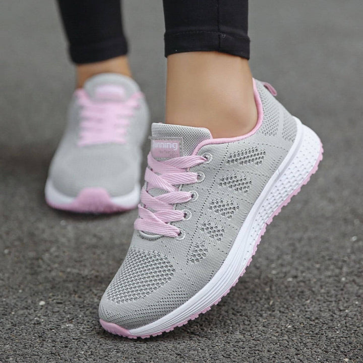 Clara™ - Schmerzlindernde Orthopädische Sneaker