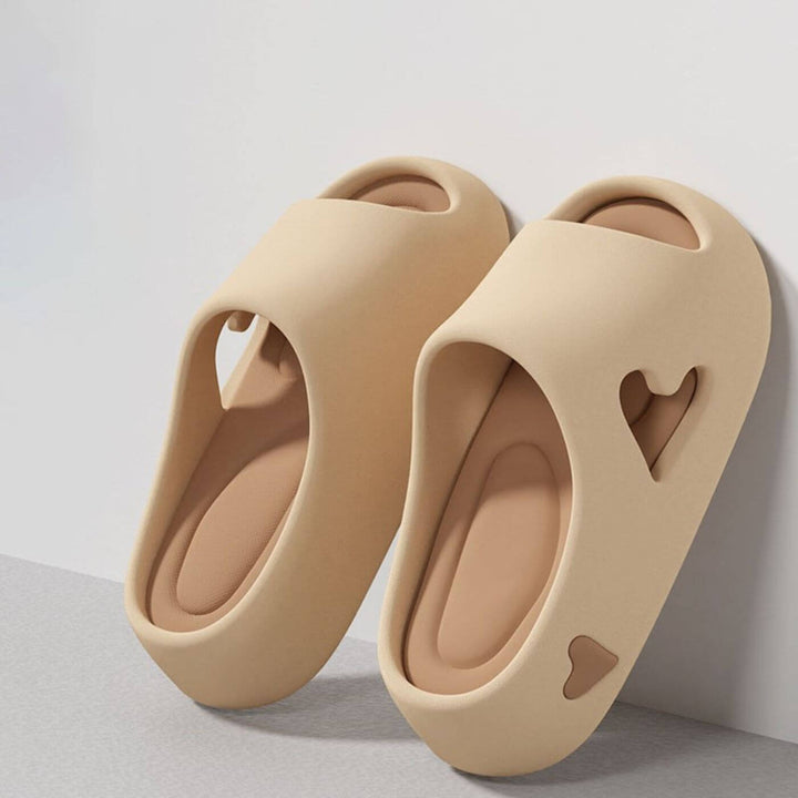 HugSteps™ – Flip Flops mit Herz-Design und Wolkenkomfort