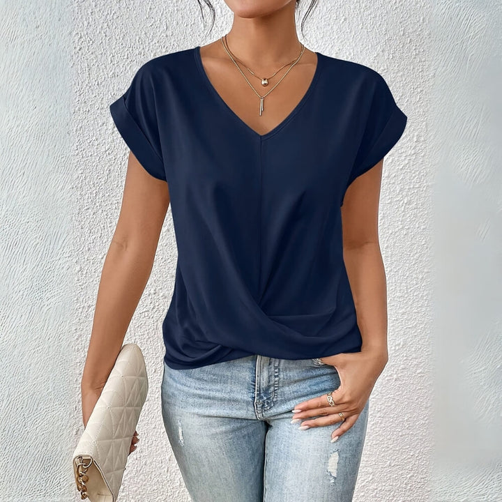 Nicole™ - Lässiges T-Shirt mit Herzausschnitt (1+1 GRATIS)