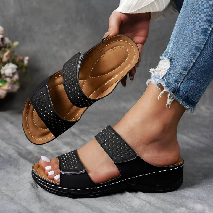Petra™ - Bequeme Orthopädische Keilsandalen Überschrift