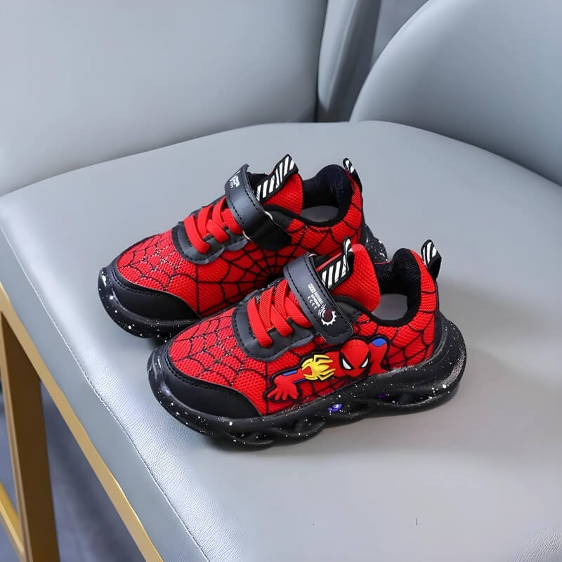 SpiderKickz™ – LED-Schuhe für Kinder mit Superkräften